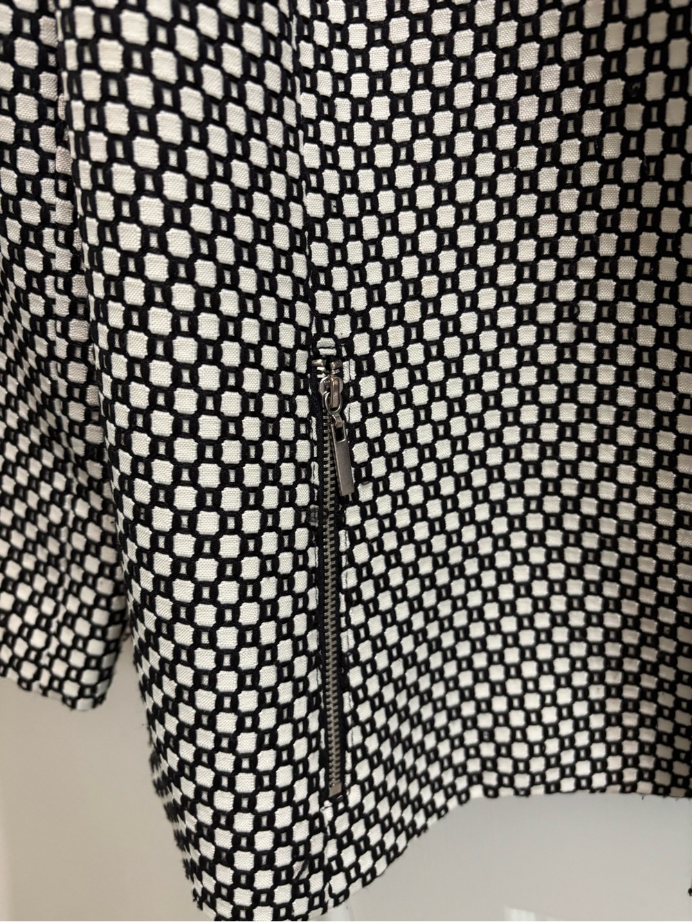 Jones Studio Black and White Patterned Blazer - Picture 4 of 6